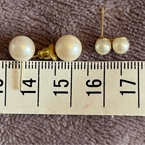 Assorted Earrings. Great bundle item - Picture 5 of 9